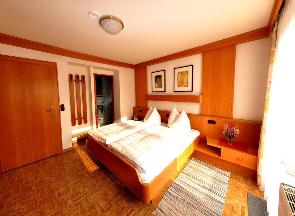 Pension Stubachblick Uttendorf Room photo